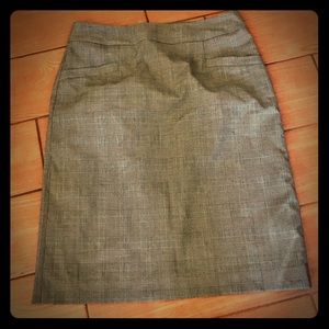 Banana Republic Pencil ✏️ Skirt size 6